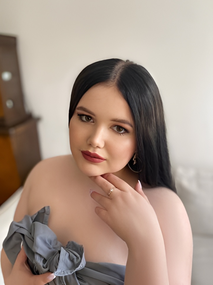 Индивидуалка Венера, доступна для личного знакомства от 4000 руб