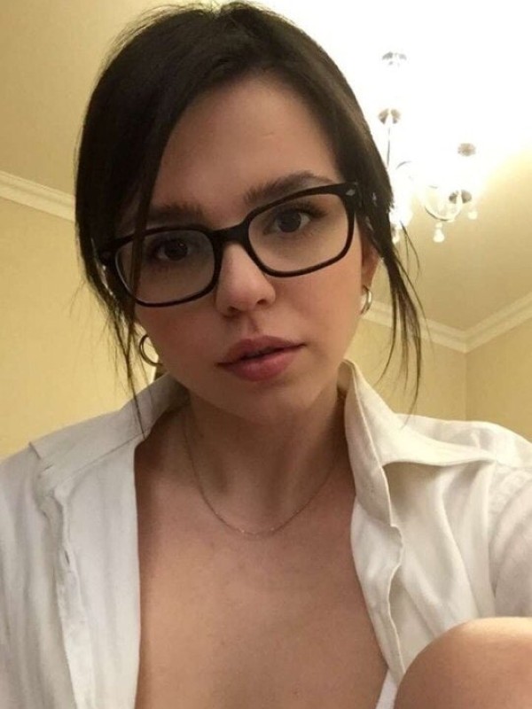 Олеся привлекательная девушка из Клина цена от 3000 руб