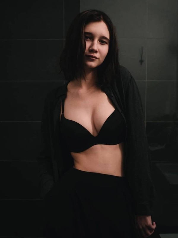 Галина привлекательная девушка из Клина цена от 3000 руб