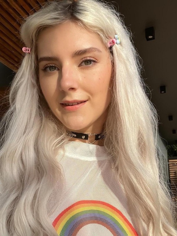 Яна привлекательная девушка из Клина цена от 8000 руб